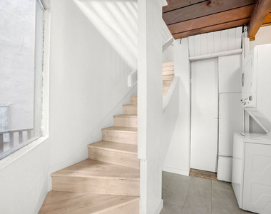 2348 Silver Ridge Avenue - Photo Thumbnail 13
