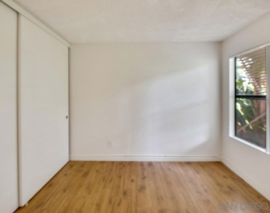 9489 Fairgrove Ln - Photo Thumbnail 18