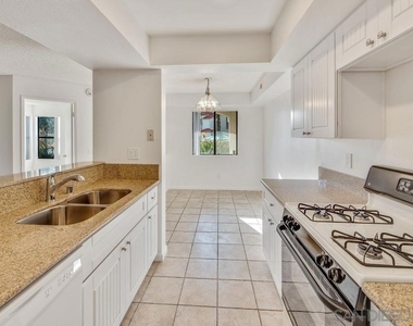 9489 Fairgrove Ln - Photo Thumbnail 5