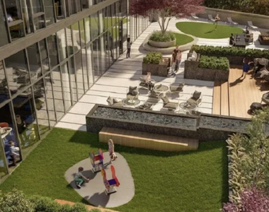 222 East 44th Street - Photo Thumbnail 7
