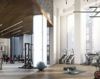 222 East 44th Street - Photo Thumbnail 8