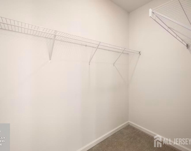 113 Jessie Place - Photo Thumbnail 10
