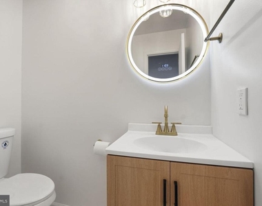 15387 Gatehouse Terrace - Photo Thumbnail 11