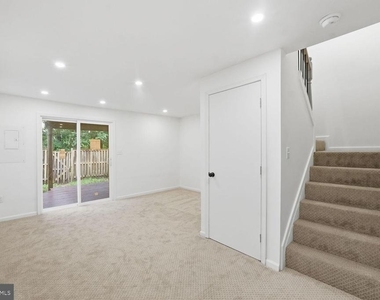 15387 Gatehouse Terrace - Photo Thumbnail 21