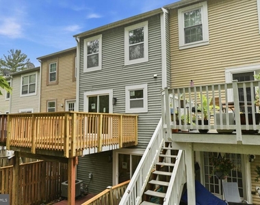 15387 Gatehouse Terrace - Photo Thumbnail 24