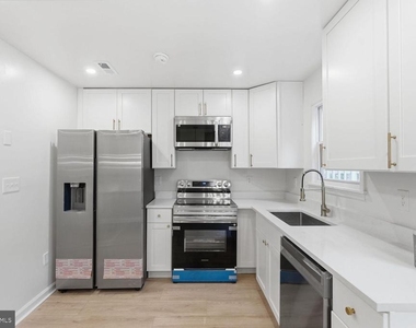 15387 Gatehouse Terrace - Photo Thumbnail 9