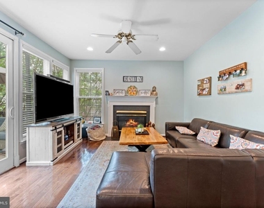 47627 Loweland Terrace - Photo Thumbnail 33