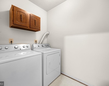 203 Markwood Drive - Photo Thumbnail 17