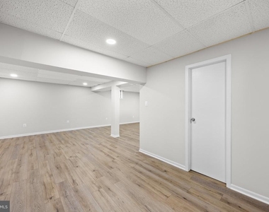 203 Markwood Drive - Photo Thumbnail 38