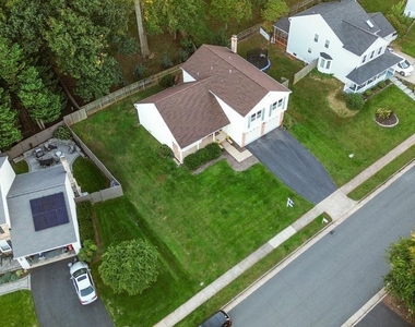 203 Markwood Drive - Photo Thumbnail 43
