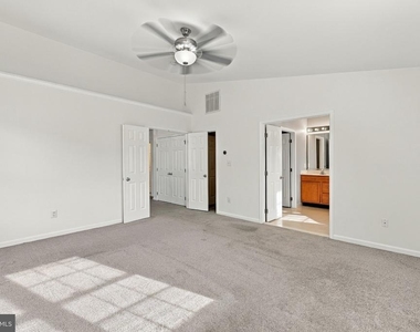 209 Grassy Ridge Terrace - Photo Thumbnail 16