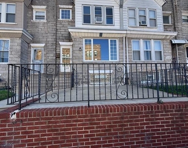 4332 Aldine Street - Photo Thumbnail 1