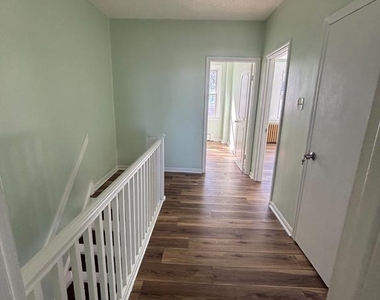 4332 Aldine Street - Photo Thumbnail 8