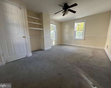 124 Dey Street - Photo Thumbnail 10