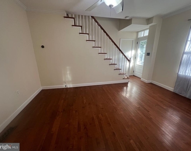 124 Dey Street - Photo Thumbnail 2