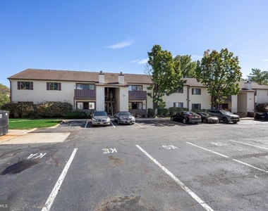 1108 Maresfield Court - Photo Thumbnail 17