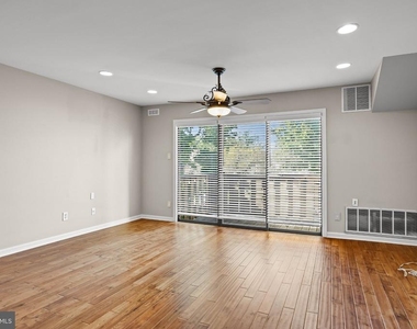 1108 Maresfield Court - Photo Thumbnail 2