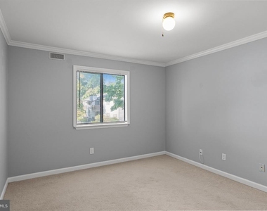 1108 Maresfield Court - Photo Thumbnail 10