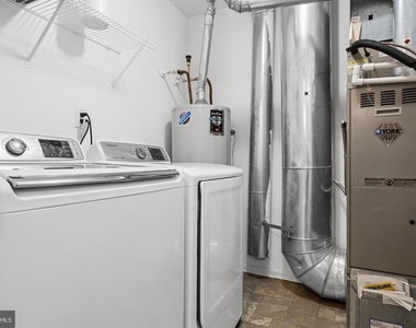 2301 Gramercy Way - Photo Thumbnail 12
