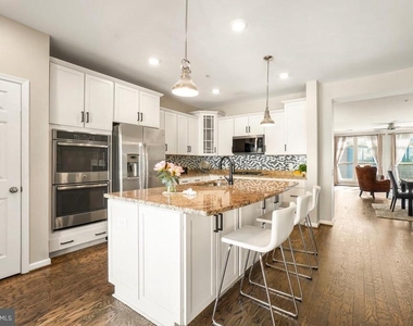121 Copley Circle - Photo Thumbnail 19
