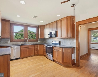 4762 Linthicum Road - Photo Thumbnail 8