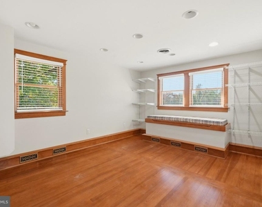4762 Linthicum Road - Photo Thumbnail 22