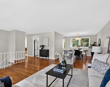 2112 Folkstone Road - Photo Thumbnail 3