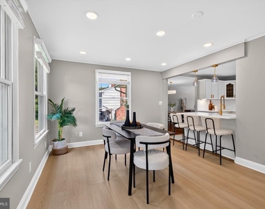 2112 Folkstone Road - Photo Thumbnail 9