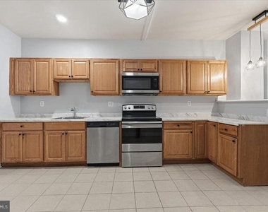 2907 Mcelderry Street - Photo Thumbnail 8