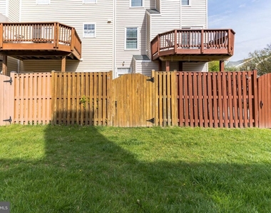 1025 Simsbury Court - Photo Thumbnail 14