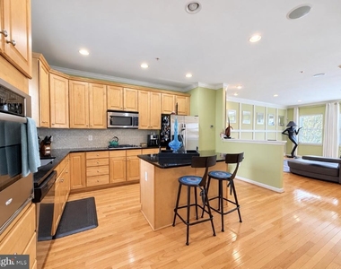 3509 Fisher Hill Lane - Photo Thumbnail 1