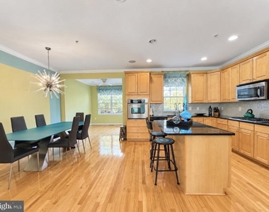3509 Fisher Hill Lane - Photo Thumbnail 2