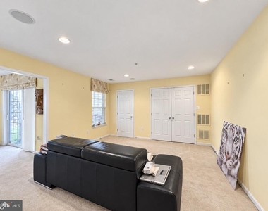 3509 Fisher Hill Lane - Photo Thumbnail 25