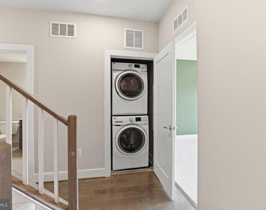 7209 Georgia Avenue Nw - Photo Thumbnail 15