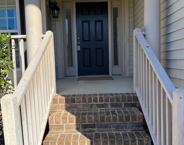 225 Mabley Place - Photo Thumbnail 1