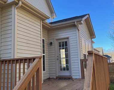 225 Mabley Place - Photo Thumbnail 34