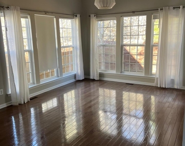 225 Mabley Place - Photo Thumbnail 18