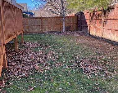 225 Mabley Place - Photo Thumbnail 37