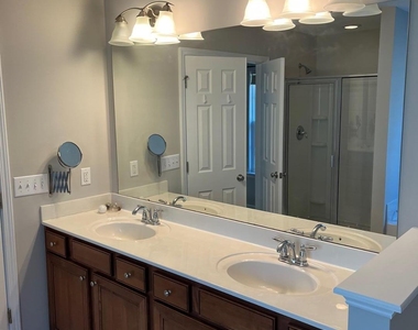 225 Mabley Place - Photo Thumbnail 28