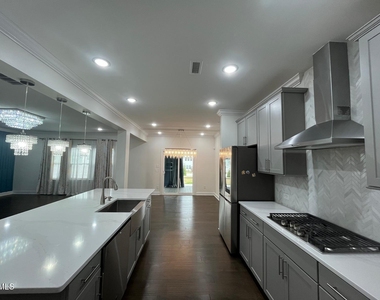 513 Acerno Drive - Photo Thumbnail 19
