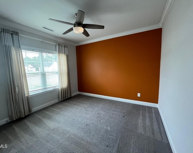 513 Acerno Drive - Photo Thumbnail 20