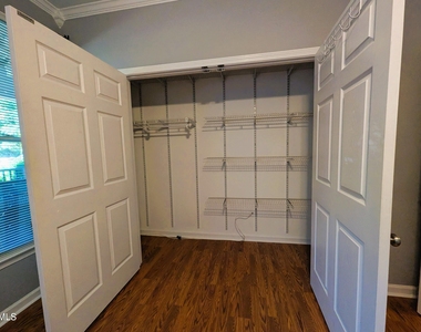 113 Fountain Springs Road - Photo Thumbnail 10