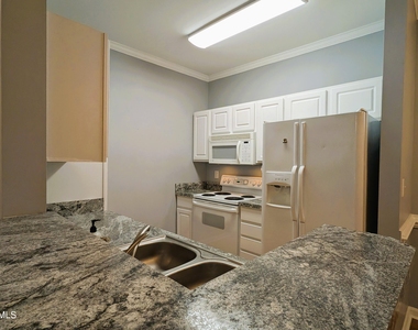 113 Fountain Springs Road - Photo Thumbnail 4