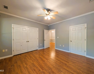 113 Fountain Springs Road - Photo Thumbnail 9