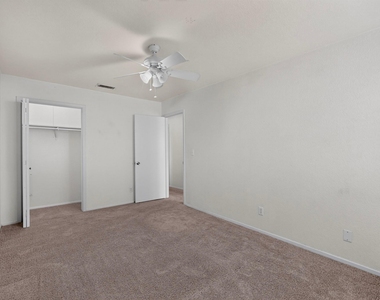 3312 Thomas Kincheon St - Photo Thumbnail 24
