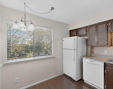 3312 Thomas Kincheon St - Photo Thumbnail 14