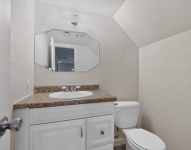 3312 Thomas Kincheon St - Photo Thumbnail 15