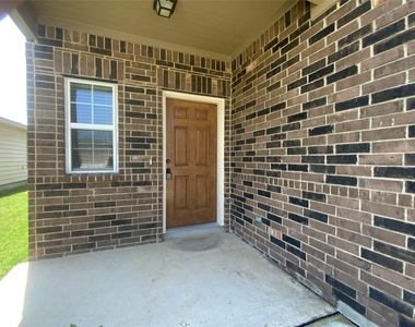231 Elderberry - Photo Thumbnail 2