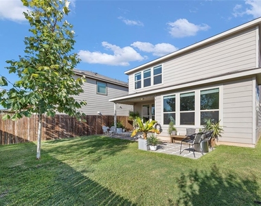 16004 Cessida St - Photo Thumbnail 5