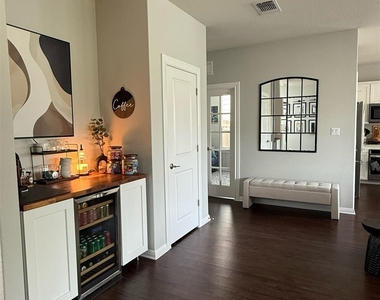 16004 Cessida St - Photo Thumbnail 10
